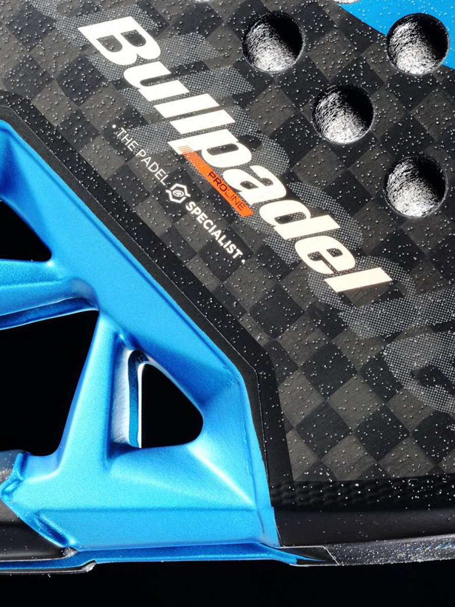 Bullpadel Vertex 05 Hybrid 2026